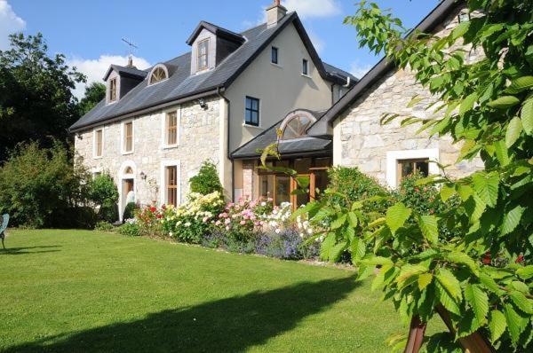 Grove House Country Rooms Shanballymore Экстерьер фото